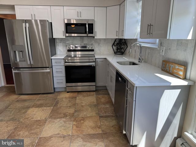 220 N TROOPER RD, Norristown, PA 19403