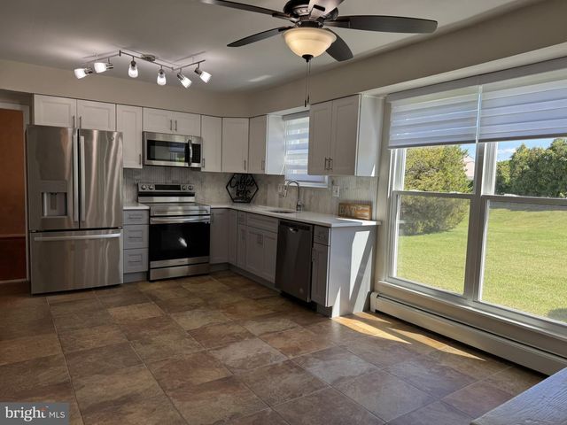 220 N TROOPER RD, Norristown, PA 19403