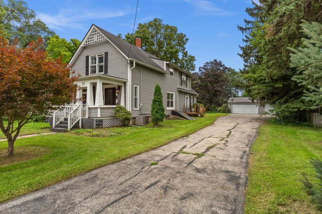 749 N Van Buren Street, Batavia, IL 60510