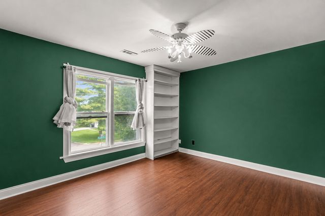 749 N Van Buren Street, Batavia, IL 60510