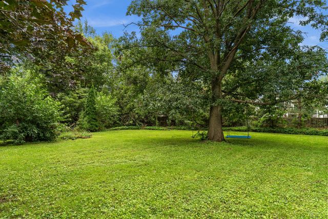 749 N Van Buren Street, Batavia, IL 60510