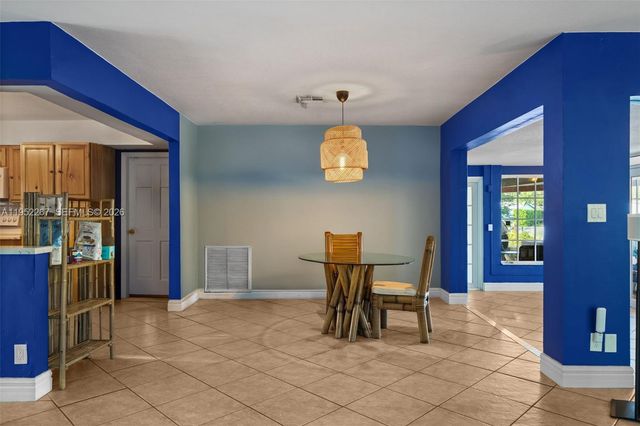 5741 SW 14th Street, Plantation, FL 33317