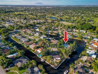 5741 SW 14th Street, Plantation, FL 33317