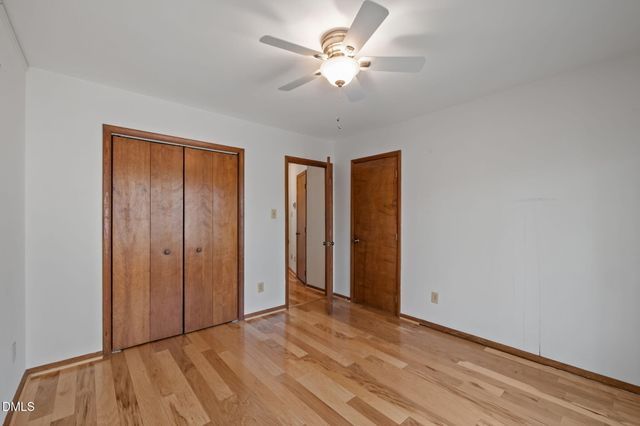 112 Essex Drive, Chapel Hill, NC 27514