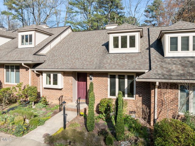 112 Essex Drive, Chapel Hill, NC 27514