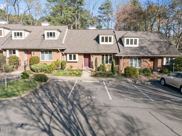112 Essex Drive, Chapel Hill, NC 27514