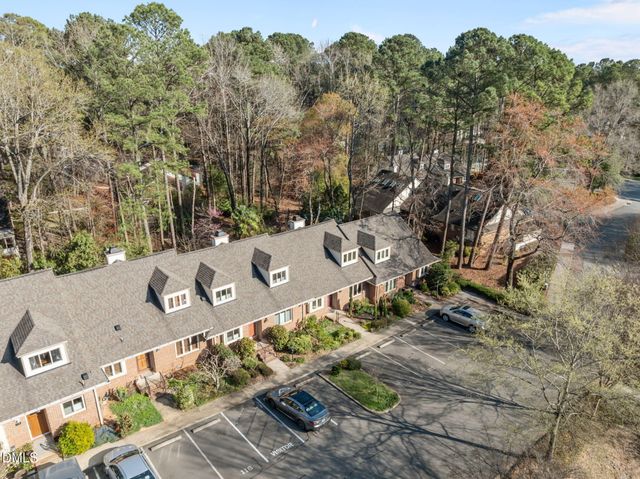 112 Essex Drive, Chapel Hill, NC 27514