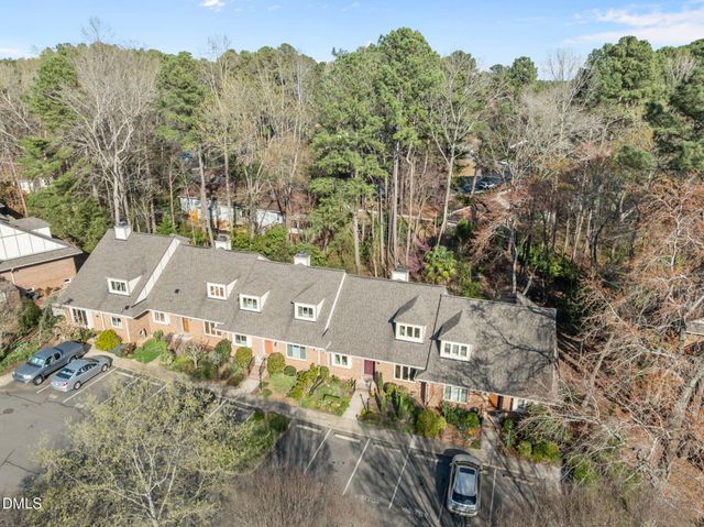 112 Essex Drive, Chapel Hill, NC 27514