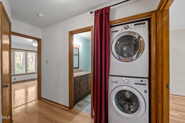 112 Essex Drive, Chapel Hill, NC 27514