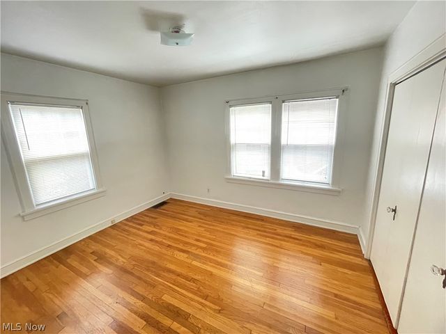 18323 Newell Road, Shaker Heights, OH 44122
