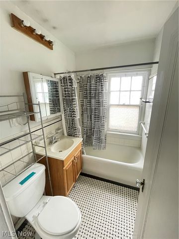 18323 Newell Road, Shaker Heights, OH 44122