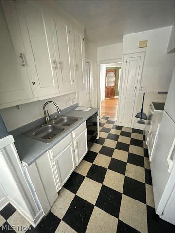 18323 Newell Road, Shaker Heights, OH 44122