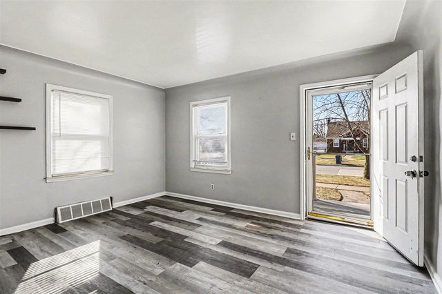 1472 Philomene Boulevard, Lincoln Park, MI 48146