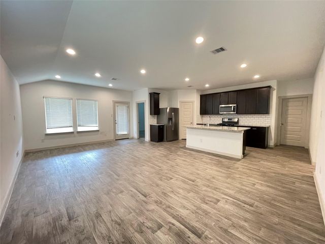 8107 Sugar Cane Lane, Rosharon, TX 77583