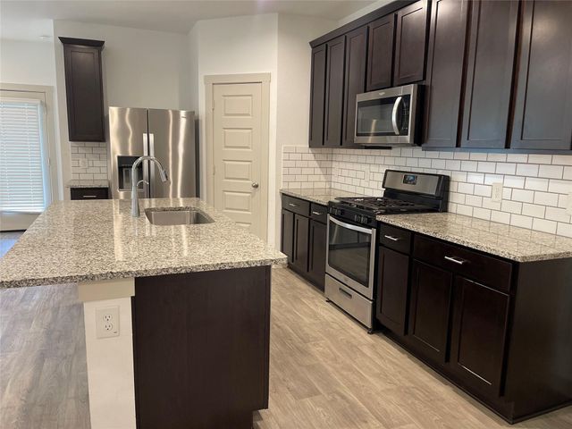 8107 Sugar Cane Lane, Rosharon, TX 77583