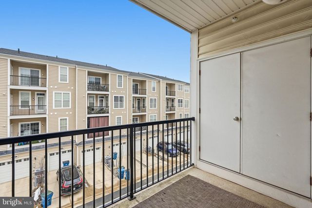 43140 THOROUGHFARE GAP TER, Ashburn, VA 20148