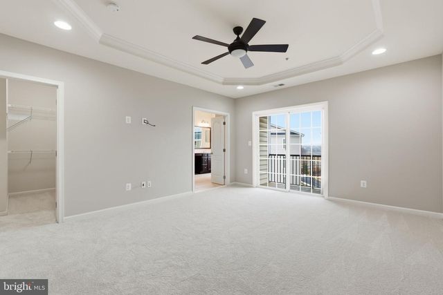 43140 THOROUGHFARE GAP TER, Ashburn, VA 20148