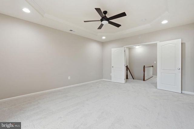 43140 THOROUGHFARE GAP TER, Ashburn, VA 20148