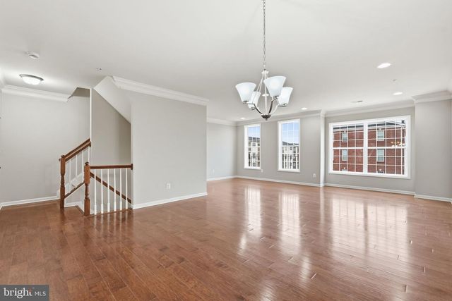 43140 THOROUGHFARE GAP TER, Ashburn, VA 20148