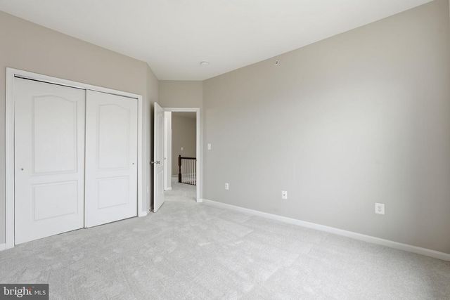 43140 THOROUGHFARE GAP TER, Ashburn, VA 20148