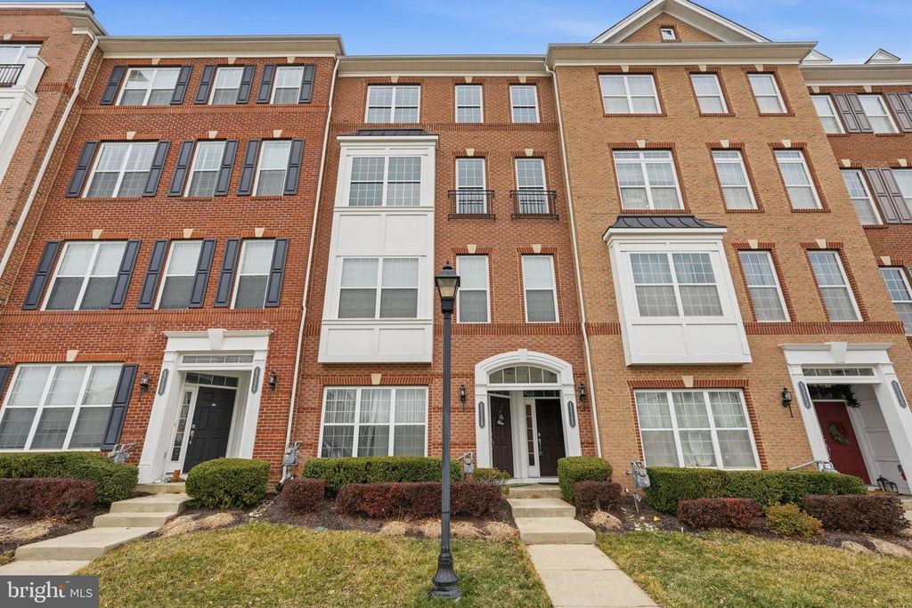 43140 THOROUGHFARE GAP TER, Ashburn, VA 20148