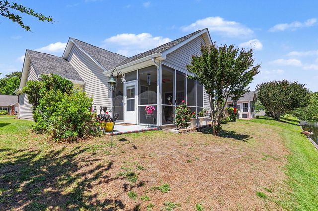 226 Candlewood Dr., Conway, SC 29526