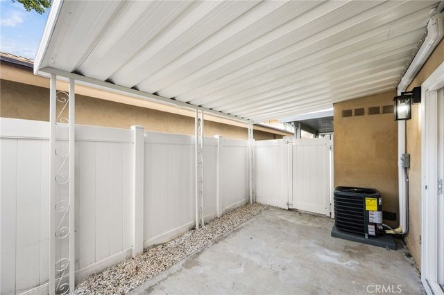 1919 Sherry Lane 46, Santa Ana, CA 92705