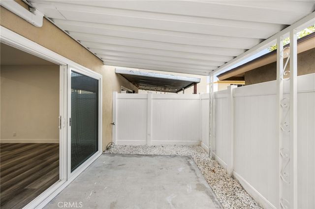 1919 Sherry Lane 46, Santa Ana, CA 92705