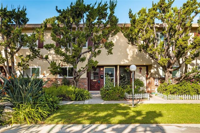 1919 Sherry Lane 46, Santa Ana, CA 92705