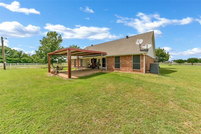 2113 FM 2123, Paradise, TX 76073