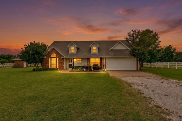 2113 FM 2123, Paradise, TX 76073