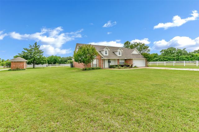 2113 FM 2123, Paradise, TX 76073