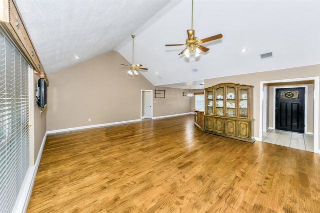 2113 FM 2123, Paradise, TX 76073