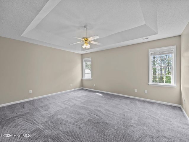 1017 N Commons Drive N, Jacksonville, NC 28546