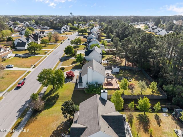 1017 N Commons Drive N, Jacksonville, NC 28546