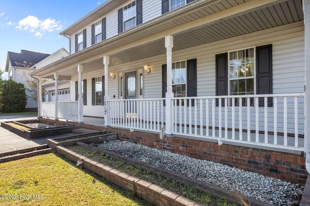 1017 N Commons Drive N, Jacksonville, NC 28546