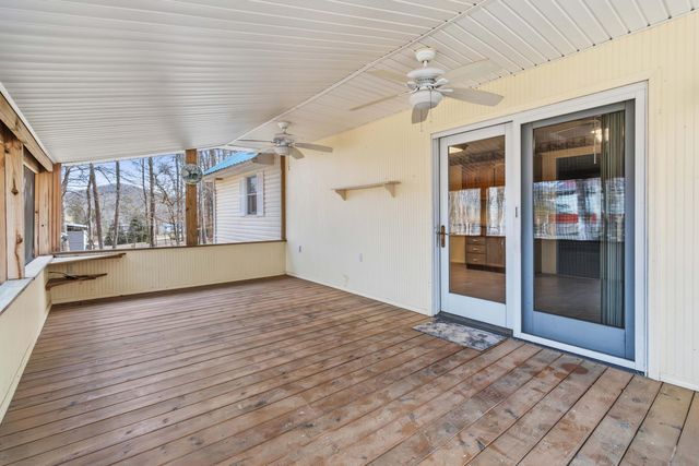 721 Valley View Drive, Burnside, KY 42519