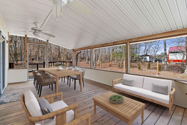 721 Valley View Drive, Burnside, KY 42519