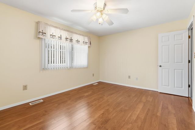 721 Valley View Drive, Burnside, KY 42519