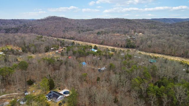 721 Valley View Drive, Burnside, KY 42519