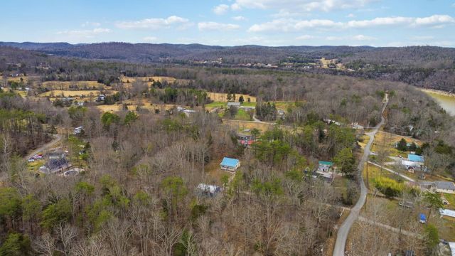 721 Valley View Drive, Burnside, KY 42519