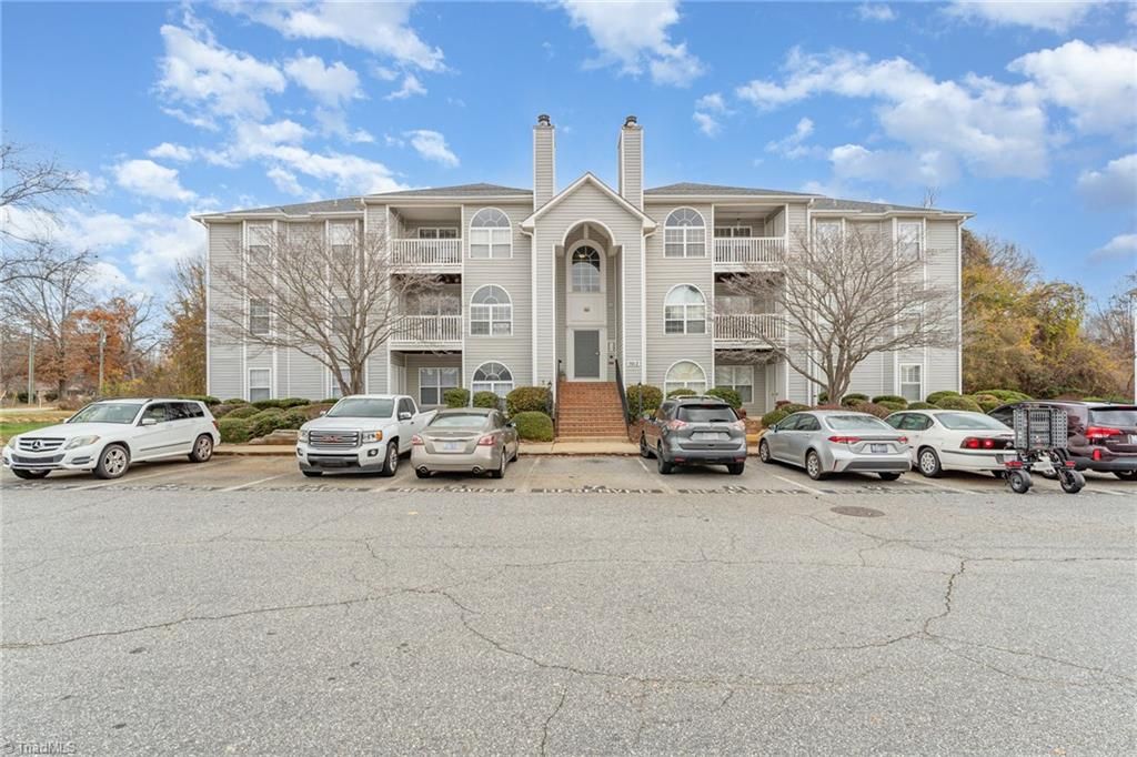 5012 Lawndale Drive, Greensboro, NC 27455