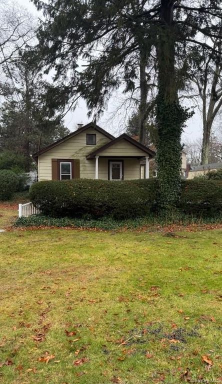 102 E 23rd Street, Huntington Station, NY 11746