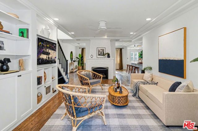 5420 Morella Avenue, Valley Village, CA 91607