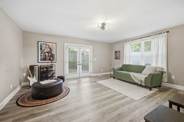 1110 Douglas Ave, Nashville, TN 37206