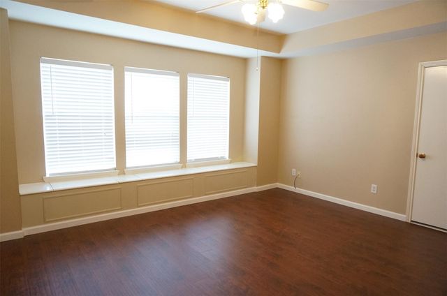 2114 Madewood Drive, Missouri City, TX 77459