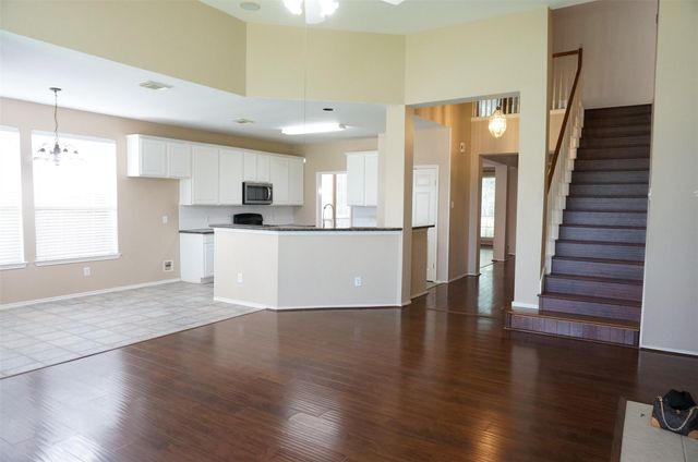 2114 Madewood Drive, Missouri City, TX 77459