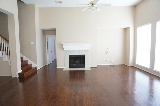 2114 Madewood Drive, Missouri City, TX 77459