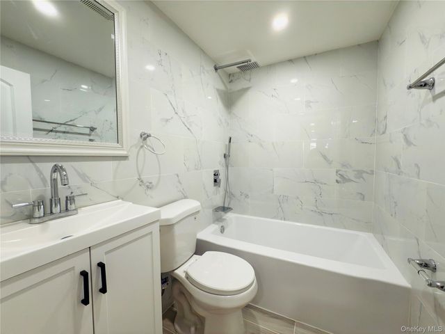 1170 Havemeyer Avenue, Bronx, NY 10462