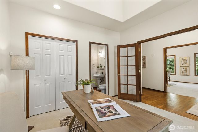 23915 NE 80th Street, Redmond, WA 98053